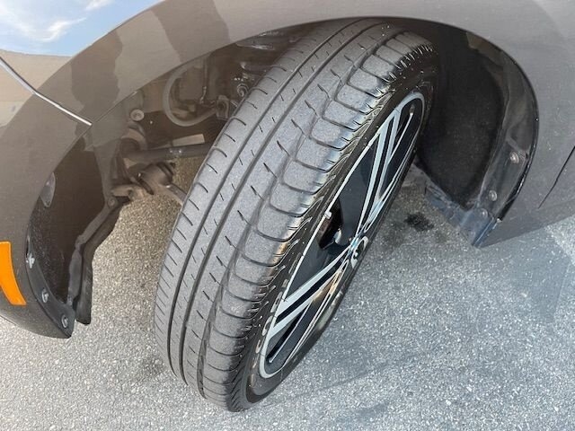 BMW i3 Base w/Range Extender 2015