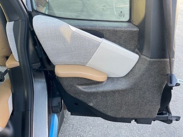 BMW i3 Base w/Range Extender 2015