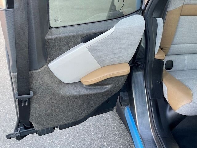 BMW i3 Base w/Range Extender 2015