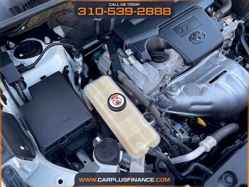 Toyota RAV4 XLE FWD 2017