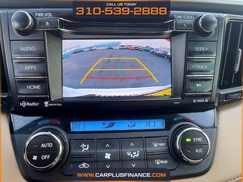 Toyota RAV4 XLE FWD 2017