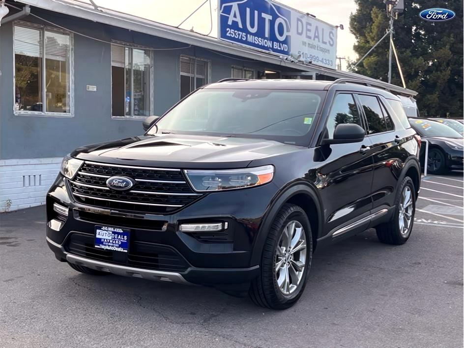 2022 Ford Explorer XLT Sport Utility 4D