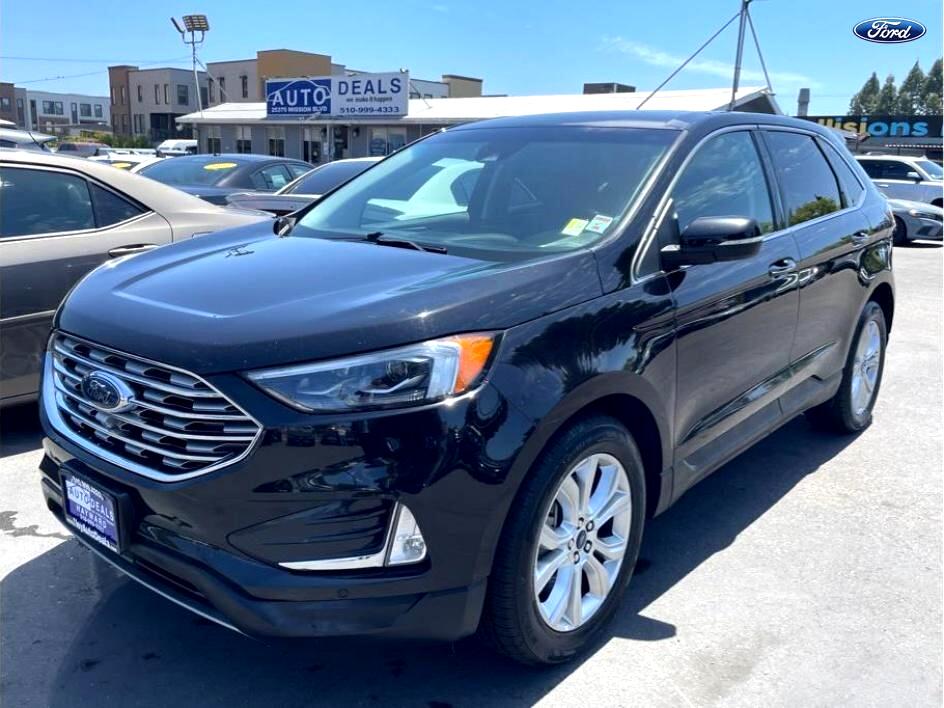 2022 Ford Edge Titanium Sport Utility 4D