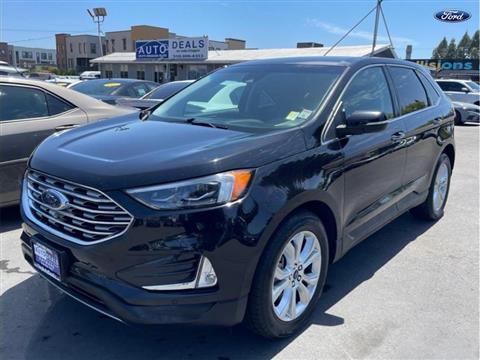 2022 Ford Edge Titanium Sport Utility 4D