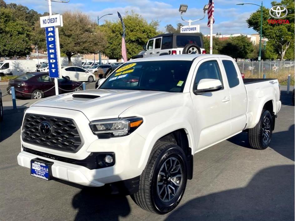 2022 Toyota Tacoma TRD Sport Pickup 4D 6 ft