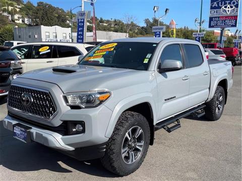 2019 Toyota Tacoma TRD Sport Pickup 4D 5 ft