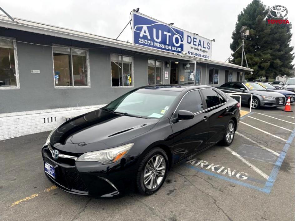 2015 Toyota Camry Hybrid Hybrid SE Sedan 4D