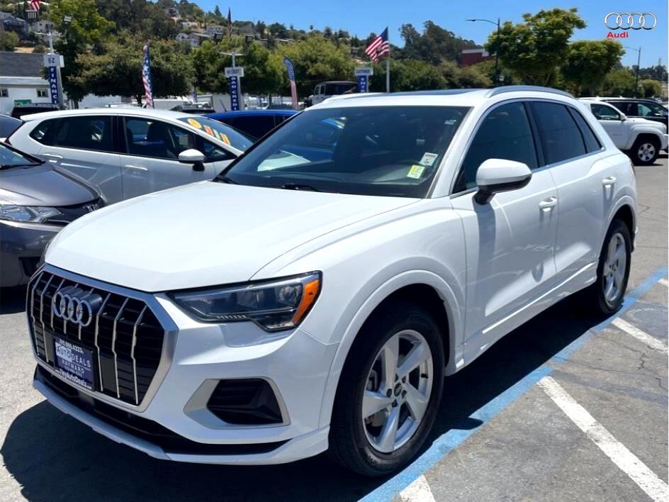 2021 Audi Q3 40 TFSI Premium Sport Utility 4D