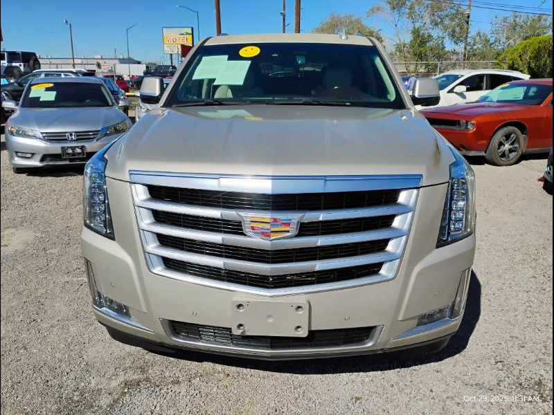 2016 Cadillac Escalade ESV 2WD Luxury