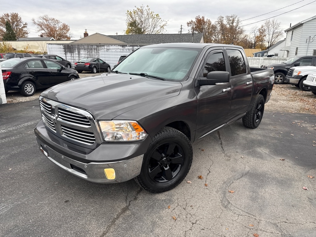 2018 RAM 1500 SLT Crew Cab SWB 4WD