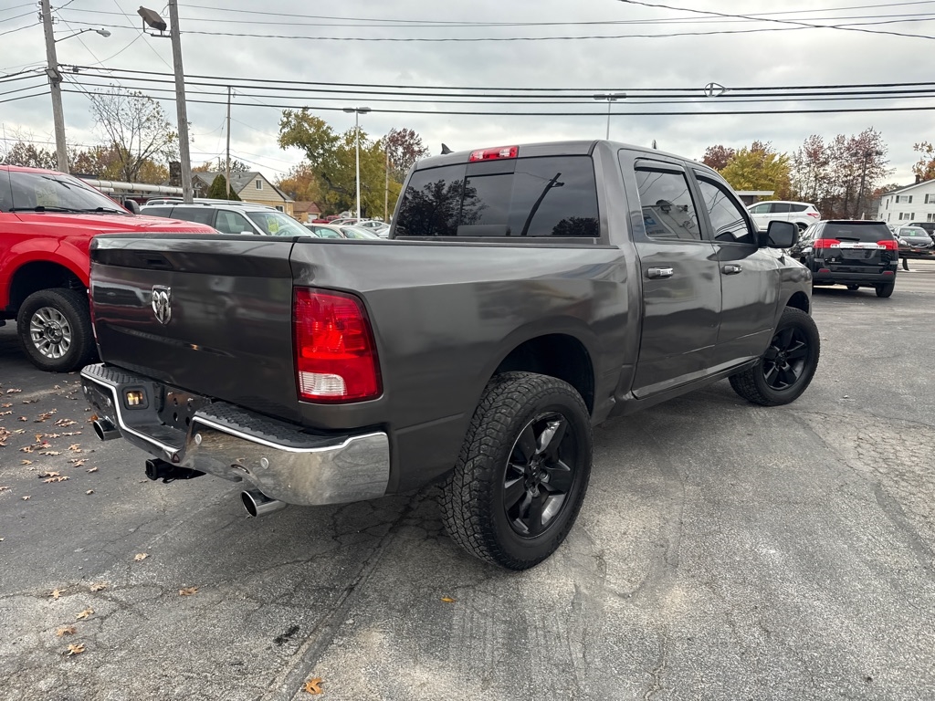 RAM 1500 SLT Crew Cab SWB 4WD 2018
