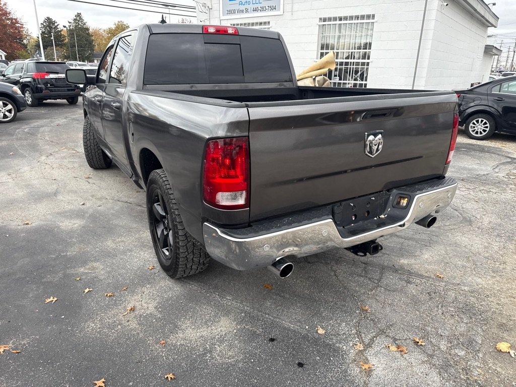 RAM 1500 SLT Crew Cab SWB 4WD 2018
