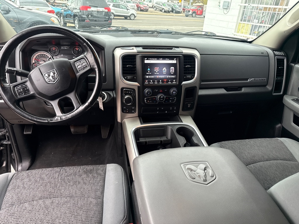 RAM 1500 SLT Crew Cab SWB 4WD 2018