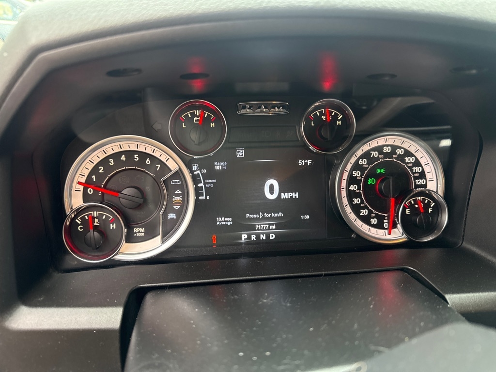 RAM 1500 SLT Crew Cab SWB 4WD 2018