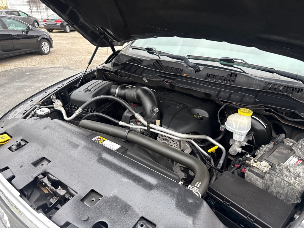 RAM 1500 SLT Crew Cab SWB 4WD 2018