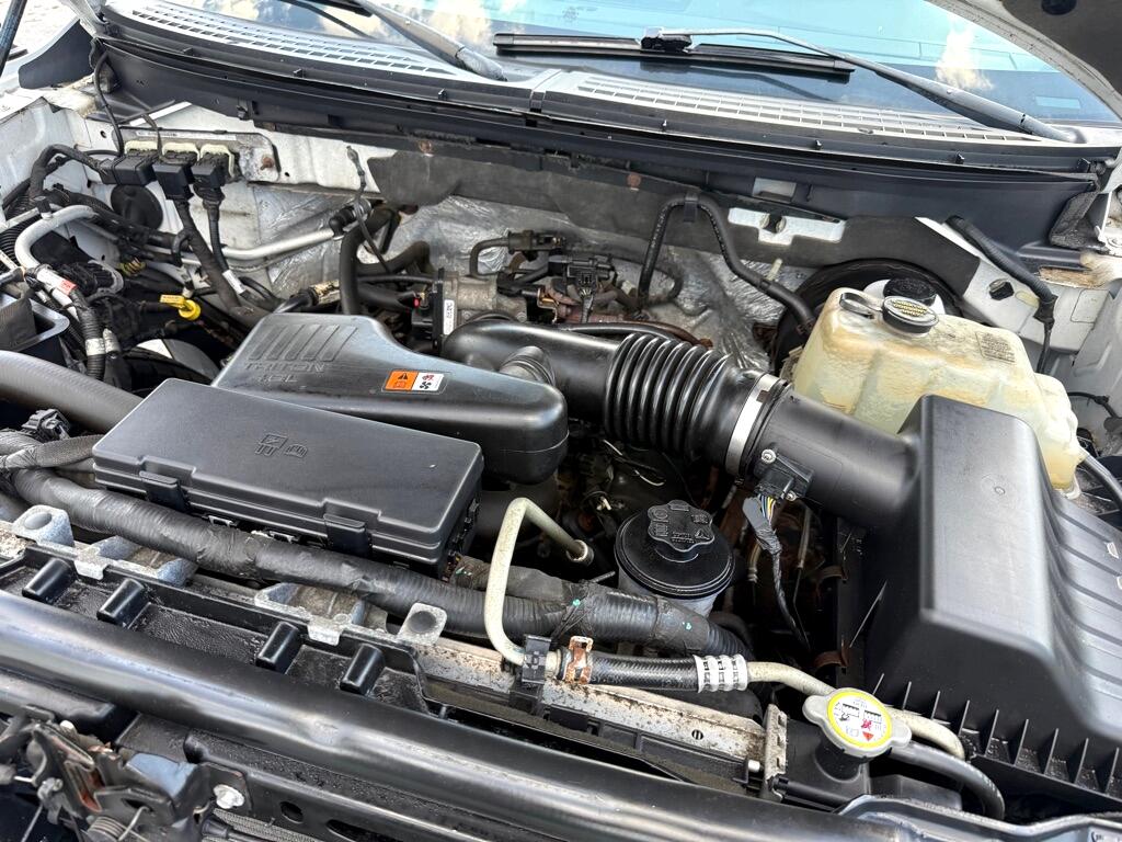 Ford F-150 XL SuperCab 8-ft. Bed 2WD 2010 Ford F-150 XL SuperCab 8-ft. Bed 2WD 2010