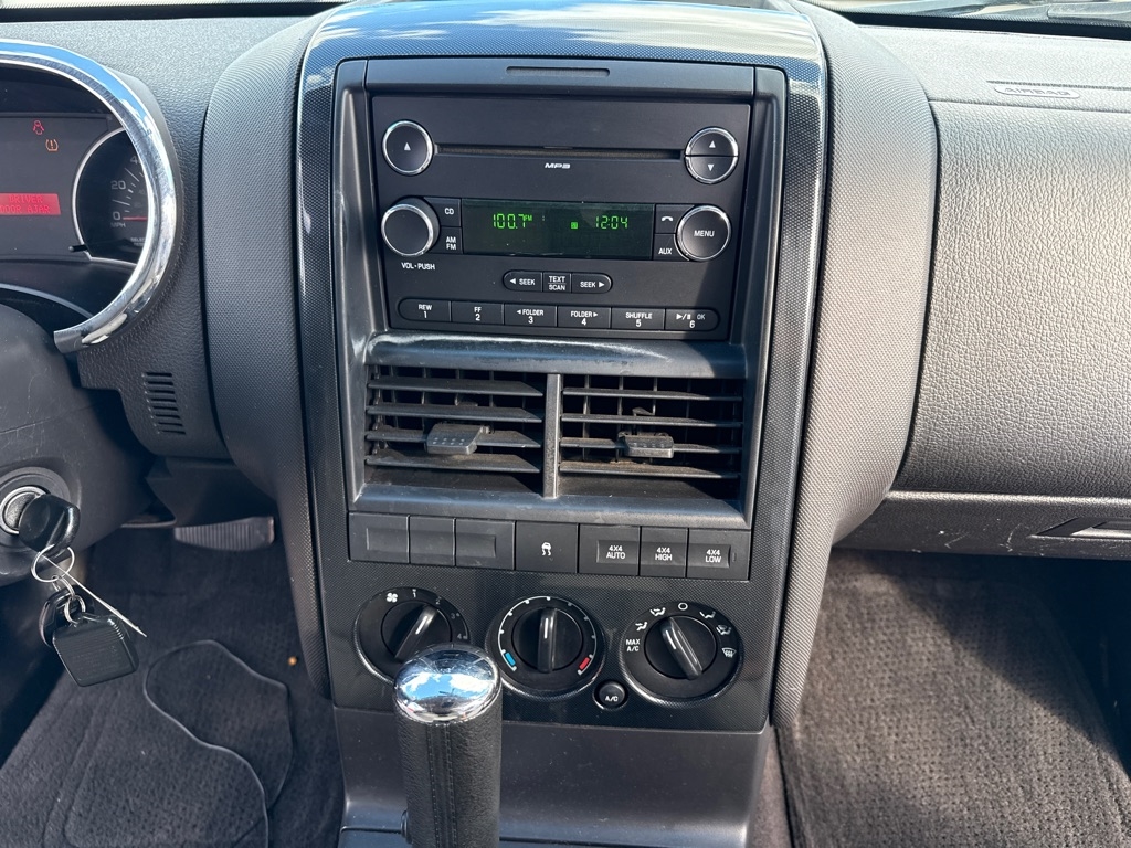 Ford Explorer XLT 4.0L 4WD 2008 Ford Explorer XLT 4.0L 4WD 2008