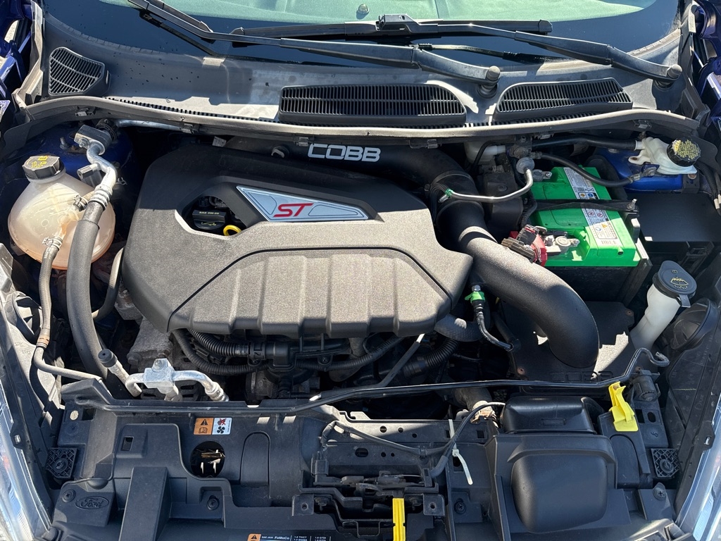 Ford Fiesta ST Hatchback 2014 Ford Fiesta ST Hatchback 2014