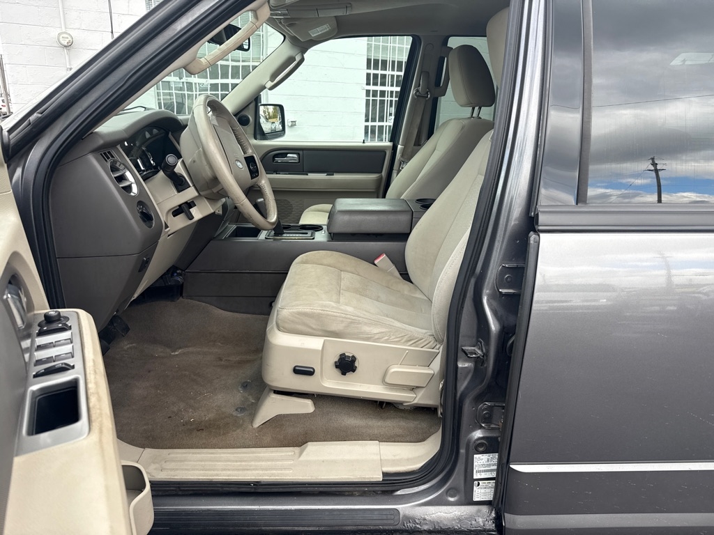 Ford Expedition King Ranch 4WD 2011 Ford Expedition King Ranch 4WD 2011