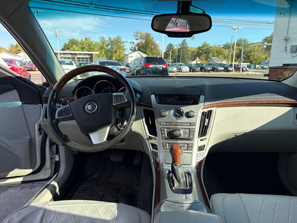 Cadillac CTS 3.6L Premium AWD w/Navi 2012 Cadillac CTS 3.6L Premium AWD w/Navi 2012