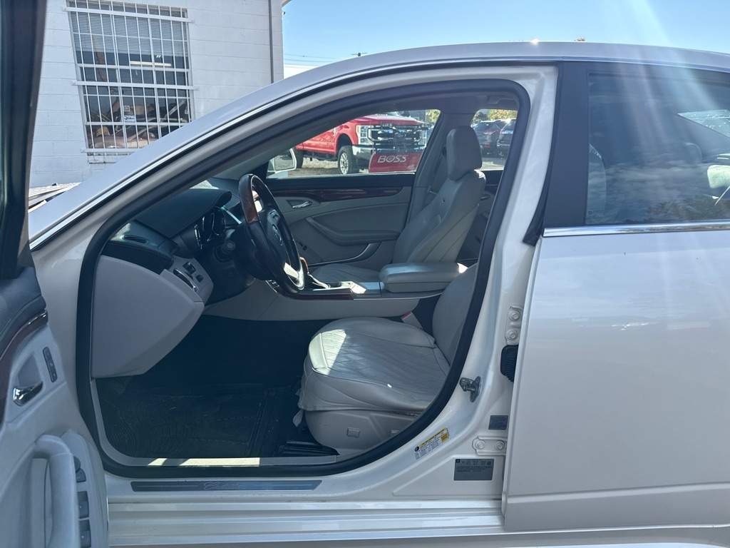 Cadillac CTS 3.6L Premium AWD w/Navi 2012 Cadillac CTS 3.6L Premium AWD w/Navi 2012