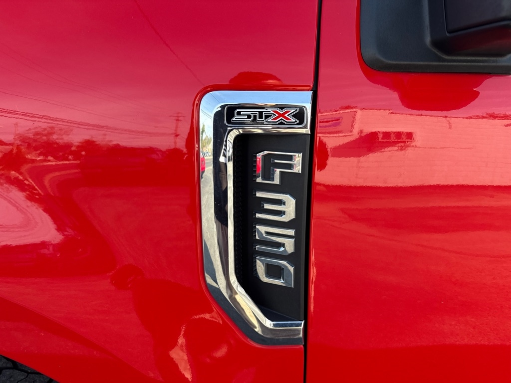 Ford F-350 SD Platinum Crew Cab Long Box 4WD 2020 Ford F-350 SD Platinum Crew Cab Long Box 4WD 2020