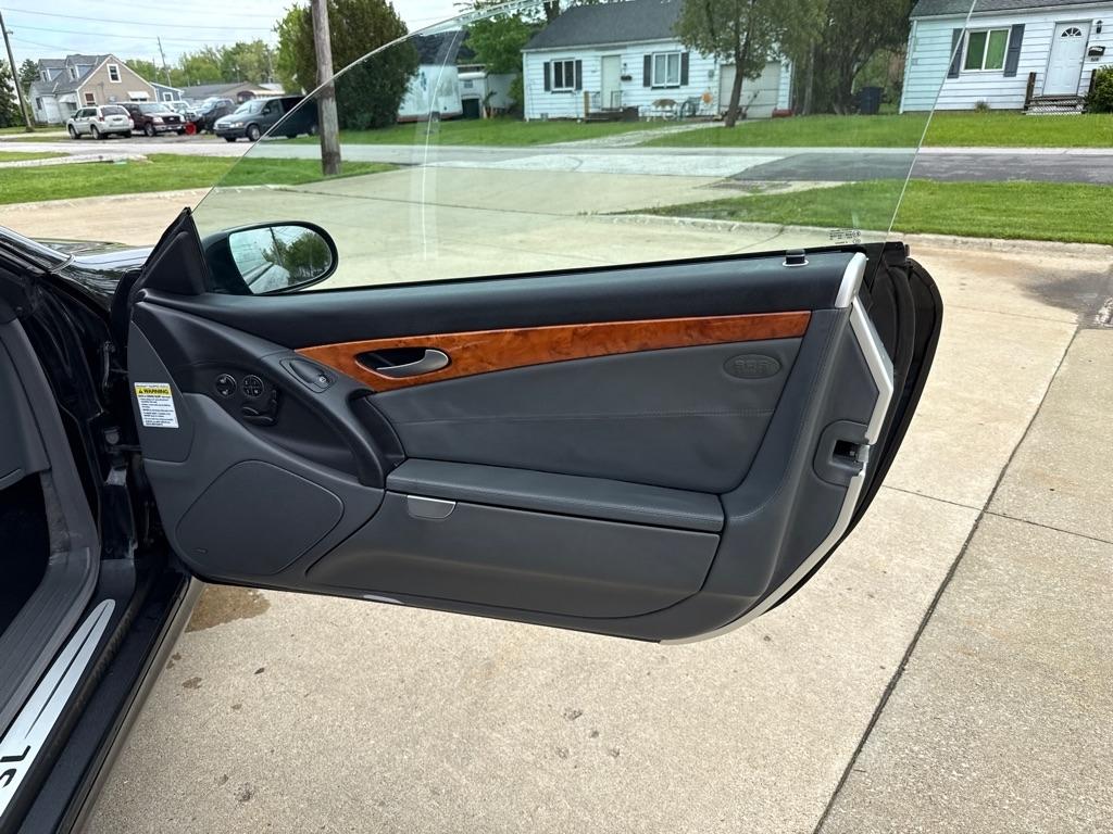 Mercedes-Benz SL-Class SL500 2004