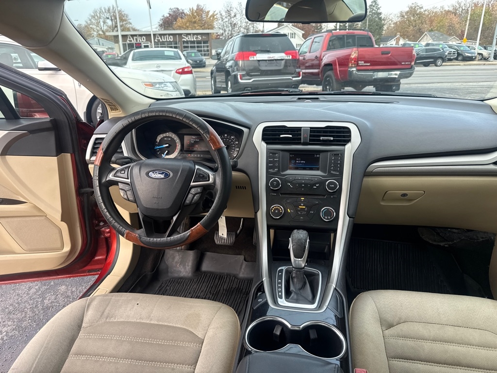 Ford Fusion SE 2014