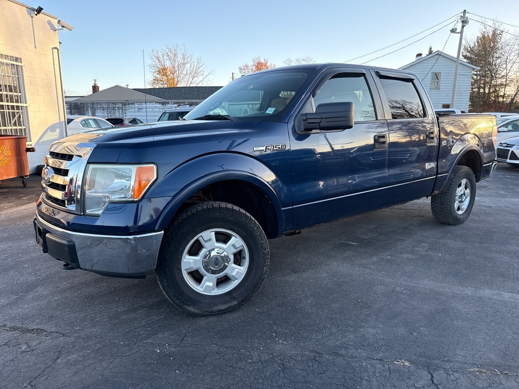 2010 Ford F-150 XL SuperCrew 5.5-ft. Bed 4WD