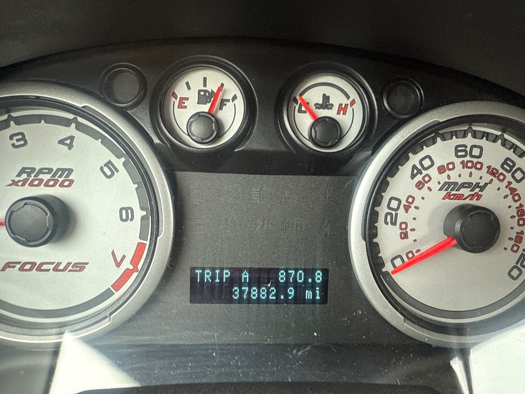 Ford Focus SE Sedan 2011