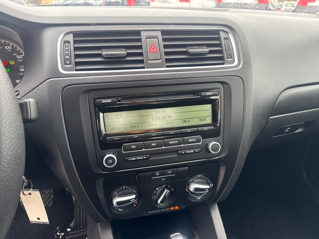 Volkswagen Jetta SE PZEV 2011