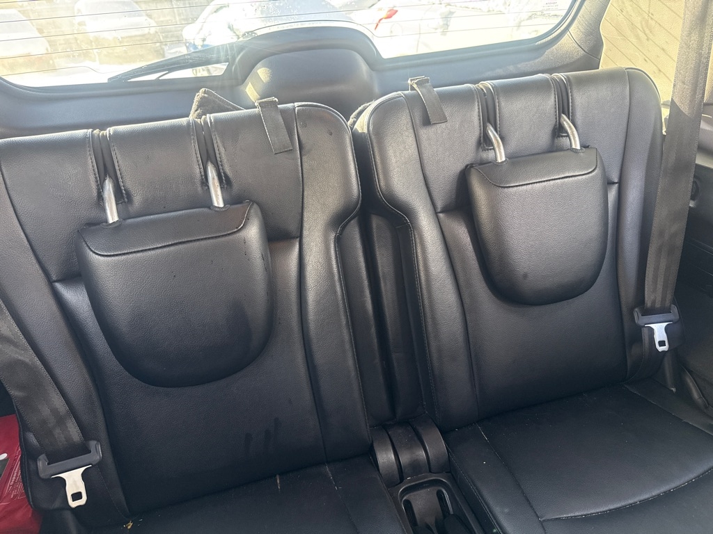 Toyota Highlander Base 4WD 2012