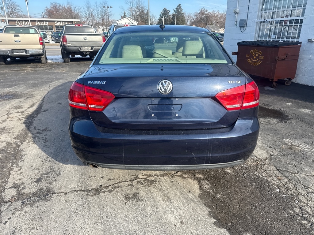 Volkswagen Passat TDI SE 6M 2015