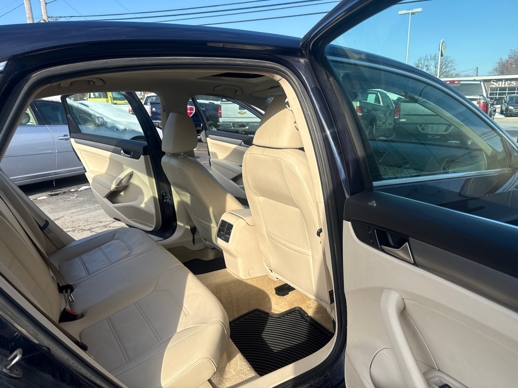 Volkswagen Passat TDI SE 6M 2015