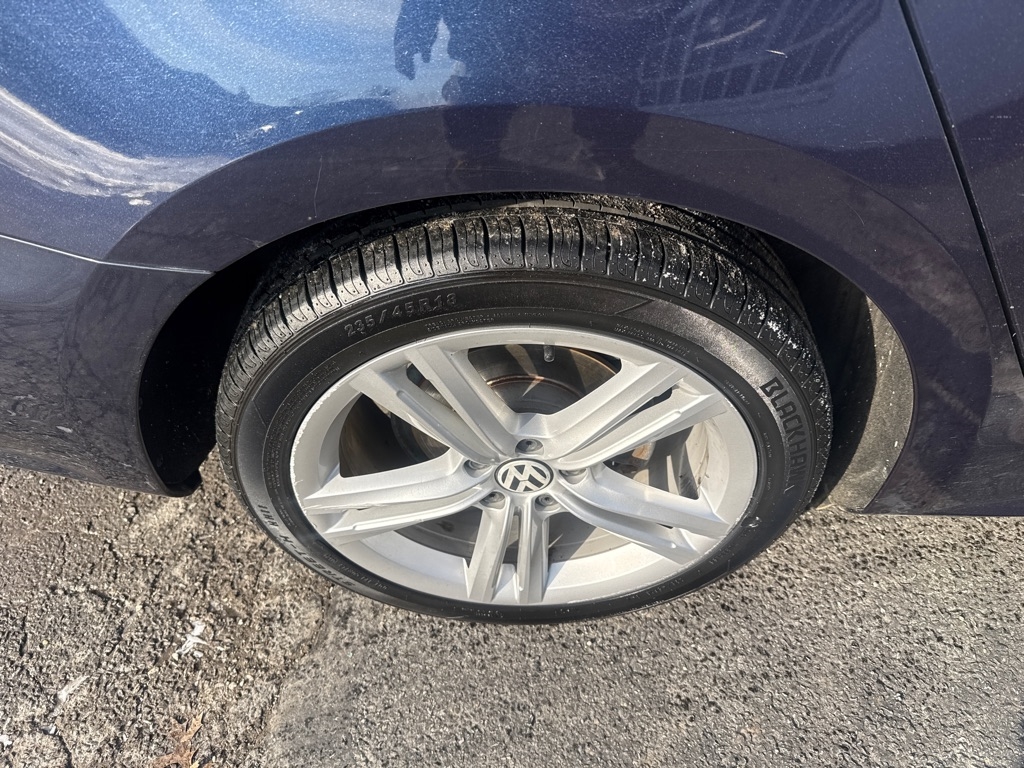 Volkswagen Passat TDI SE 6M 2015