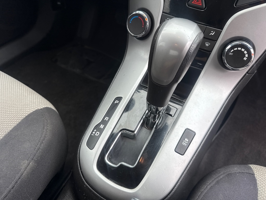 Chevrolet Cruze LS Auto 2014