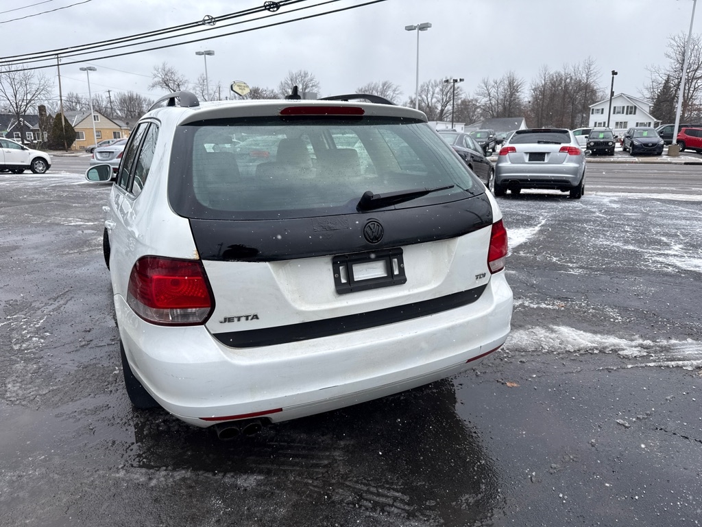 Volkswagen Jetta SportWagen 2.0L TDI 2014