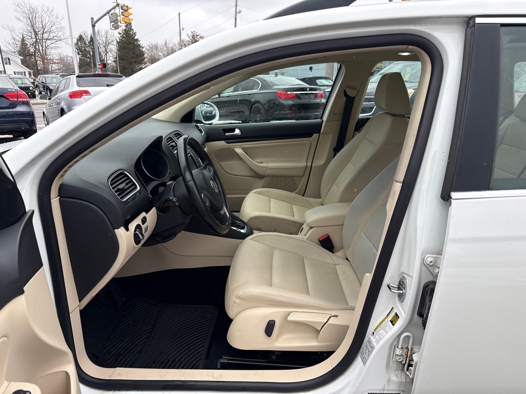 Volkswagen Jetta SportWagen 2.0L TDI 2014