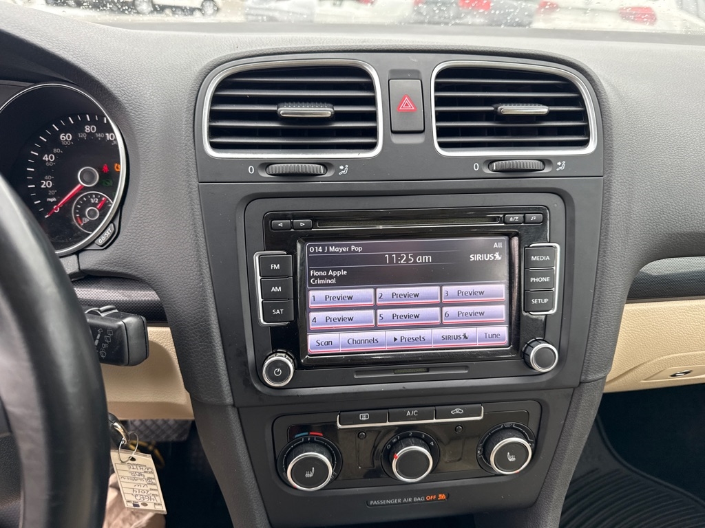 Volkswagen Jetta SportWagen 2.0L TDI 2014