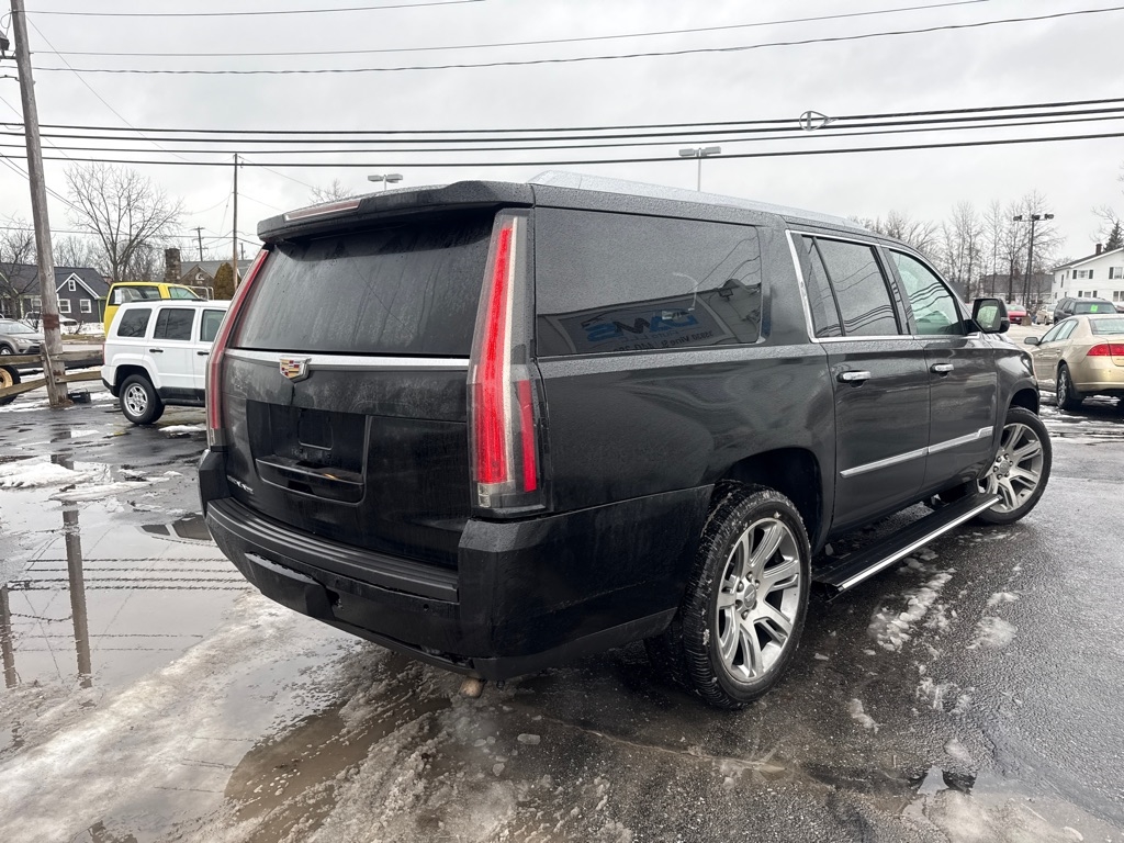 Cadillac Escalade ESV Premium 4WD 2016
