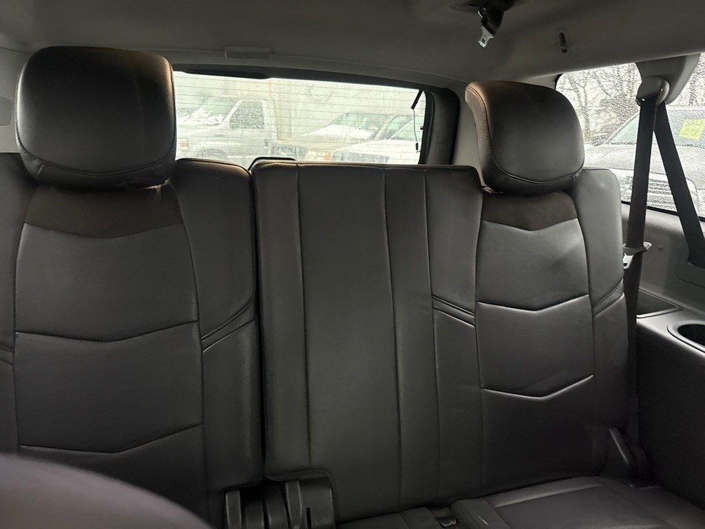 Cadillac Escalade ESV Premium 4WD 2016