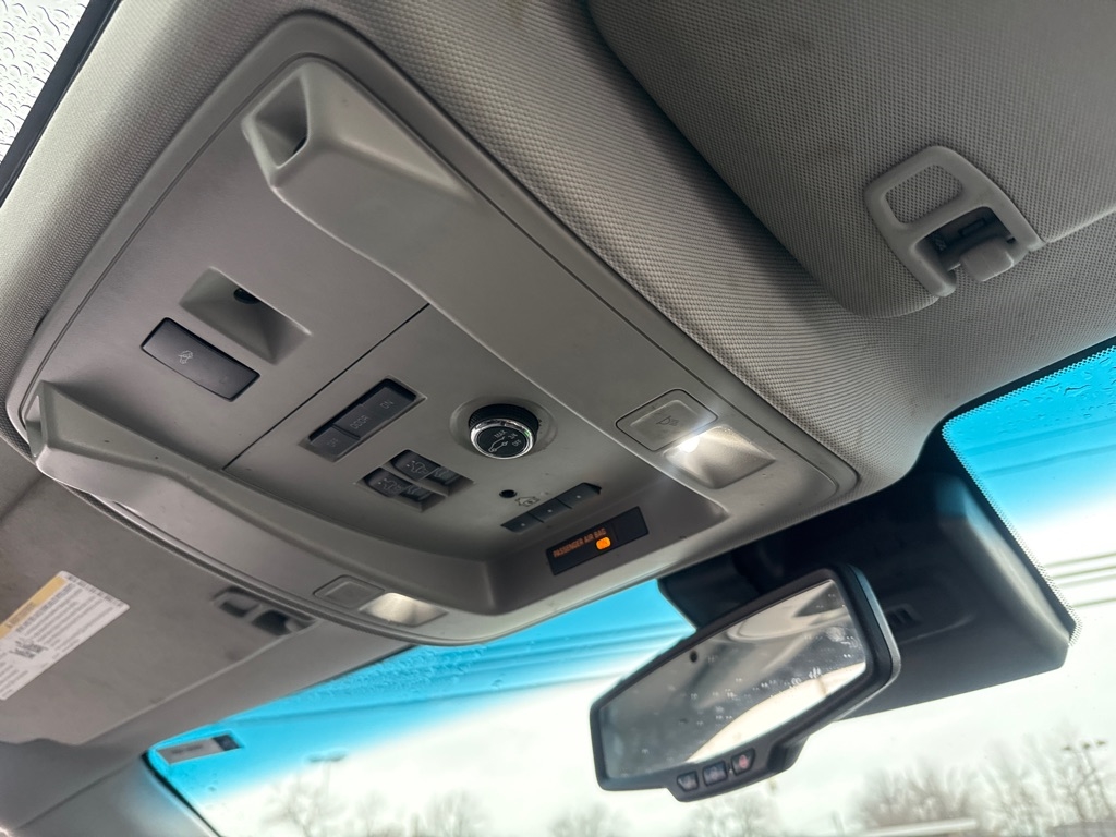 Cadillac Escalade ESV Premium 4WD 2016