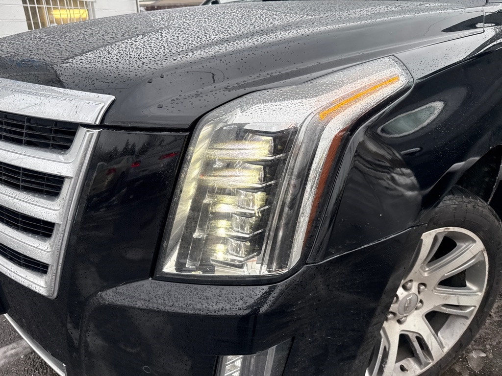 Cadillac Escalade ESV Premium 4WD 2016