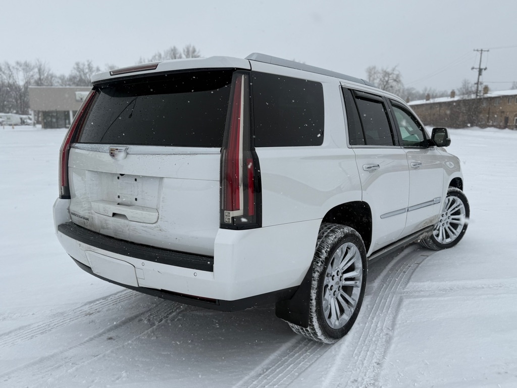 Cadillac Escalade Platinum 4WD 2016