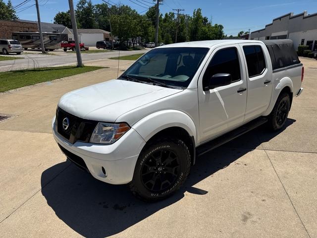 White 2019 Nissan Frontier SL Crew Cab 4WD Pickup Truck Four-Wheel Drive Automatic