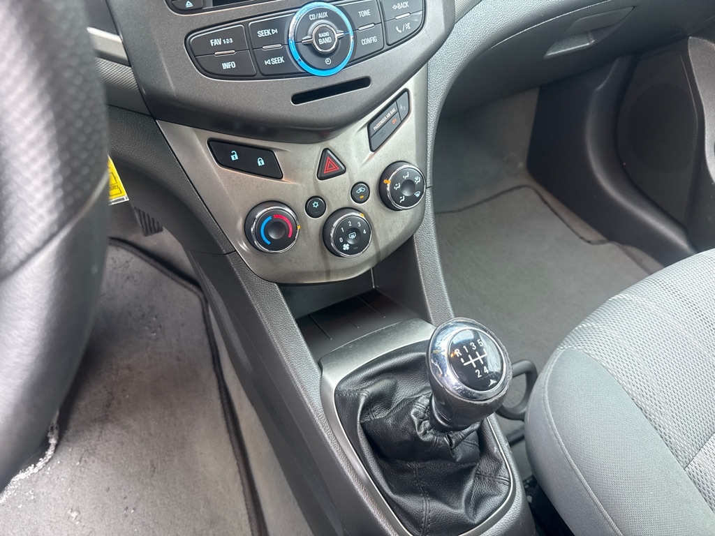 Chevrolet Sonic 1LT Sedan 2012