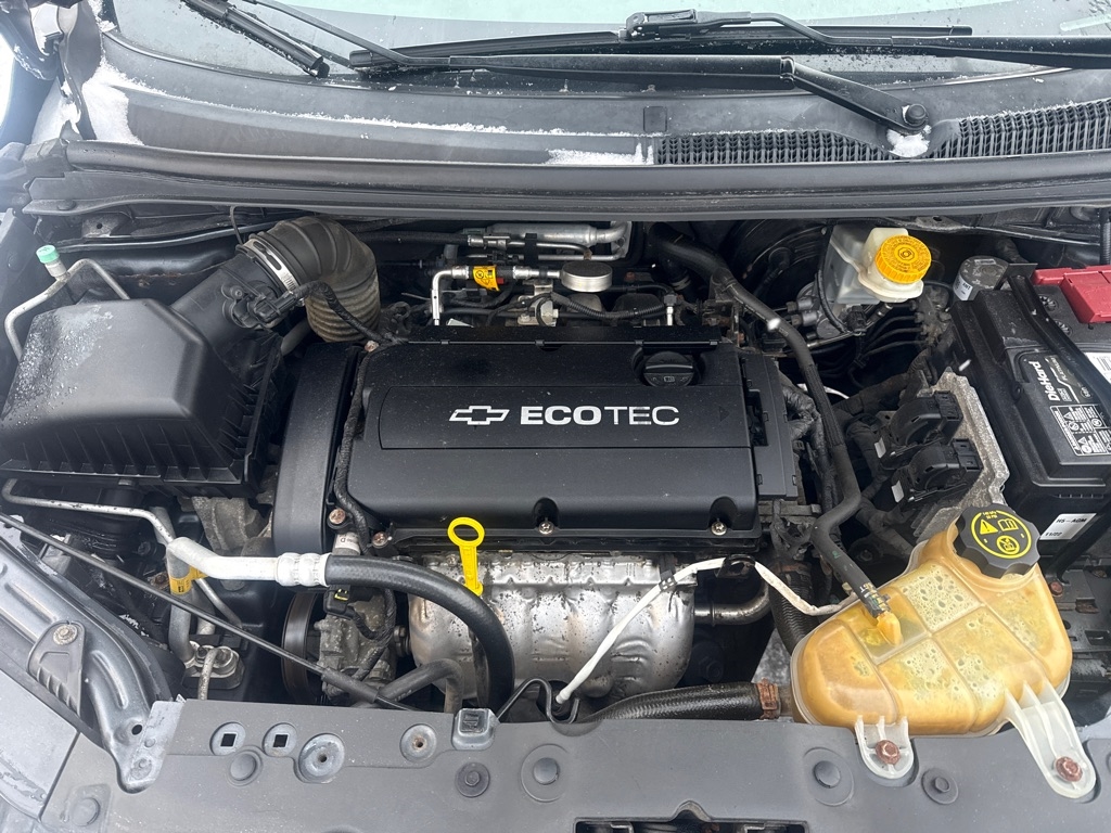 Chevrolet Sonic 1LT Sedan 2012