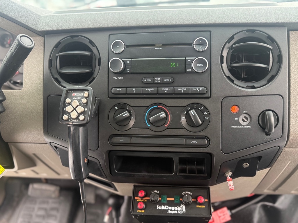 Ford F-350 SD XL 4WD 2009