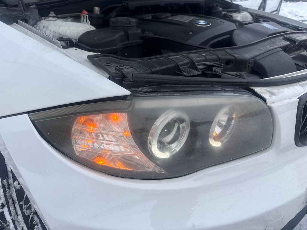 BMW 1-Series 128i Coupe 2011