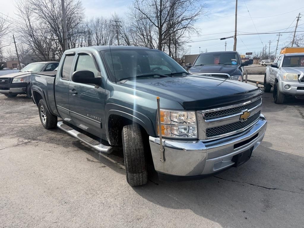Chevrolet Silverado 1500 LS Extended Cab 2WD 2012